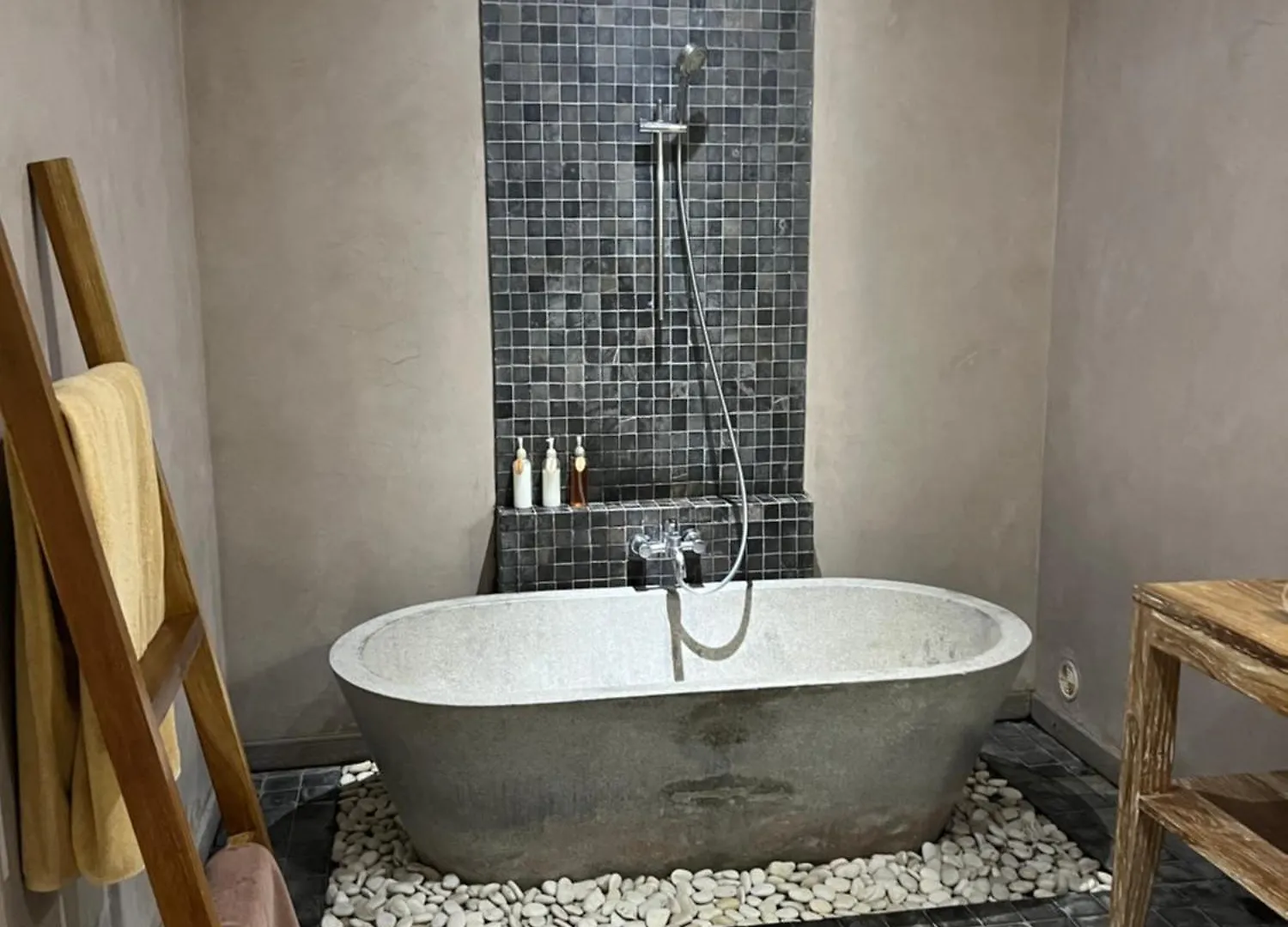 فندق ماثيس ريتريت أوبود 4*,